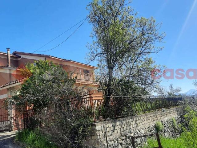 Casa indipendente in vendita a Monte San Giovanni Campano FR