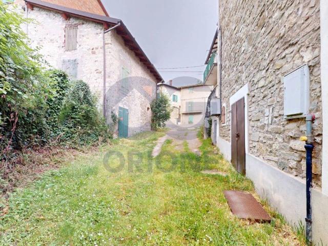 Casa indipendente in vendita a Monte San Pietro BO