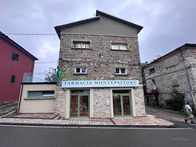 Casa indipendente in vendita a Monte San Pietro BO