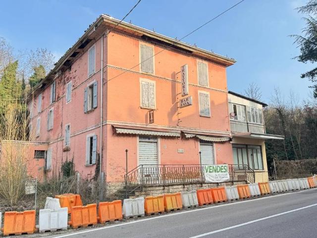 Casa indipendente in vendita a Monte San Pietro BO