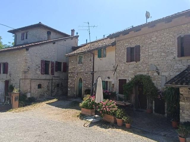 Casa indipendente in vendita a Monte San Pietro BO