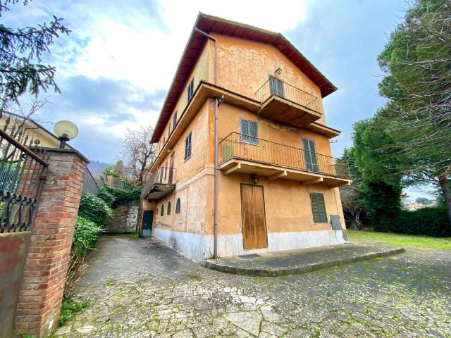Villa in vendita a Monte Porzio Catone RM