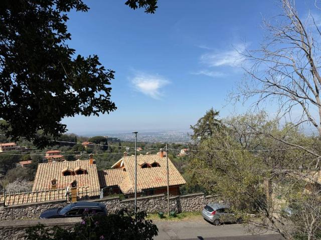 Casa indipendente in vendita a Monte Porzio Catone RM