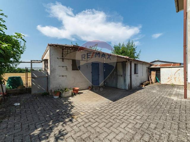 Casa indipendente in vendita a Monte Roberto