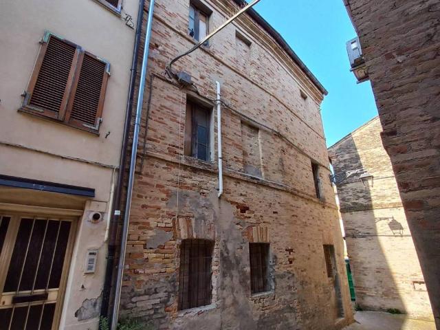 Casa indipendente in vendita a Monte Urano FM
