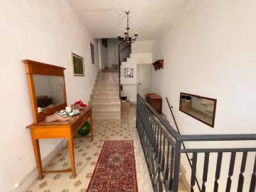 Casa indipendente in vendita a Montebuono RI