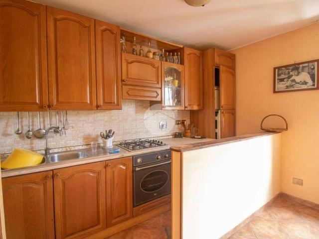 Casa indipendente in vendita a Montebuono RI