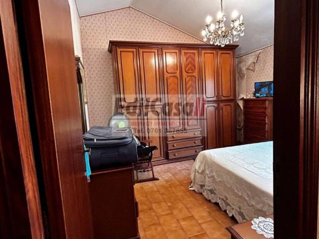 Casa indipendente in vendita a Montecchio TR