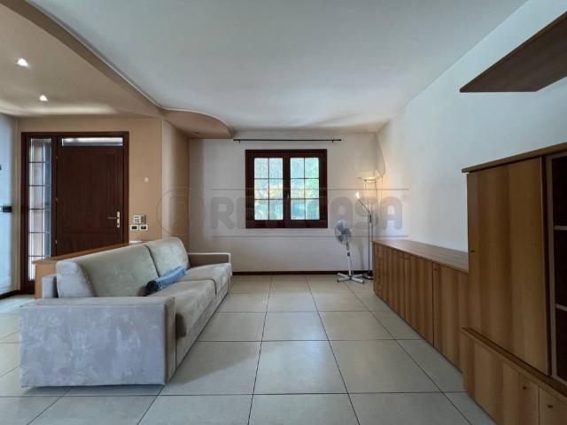 Casa indipendente in vendita a Montecchio Maggiore