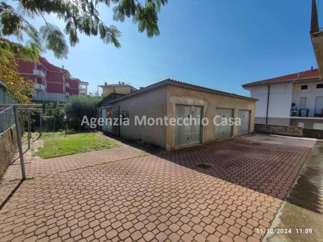Casa indipendente in vendita a Montecalvo in Foglia PU