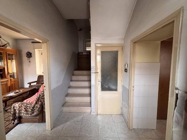 Casa indipendente in vendita a Montecalvo Irpino AV