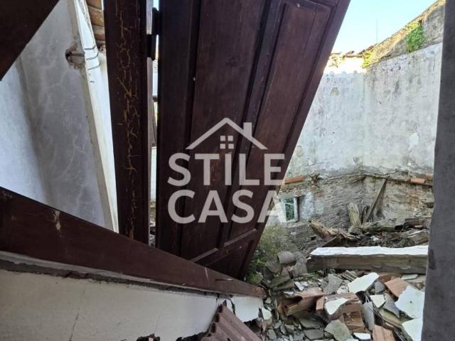 Casa indipendente in vendita a Montecarlo LU