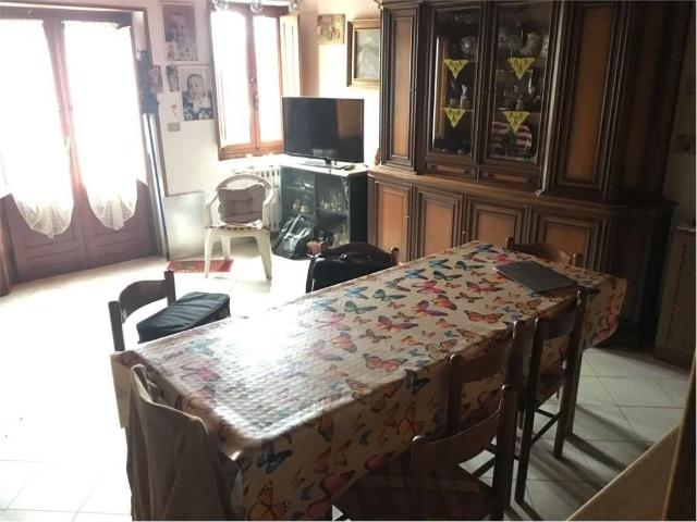 Casa indipendente in vendita a Montecarlo LU