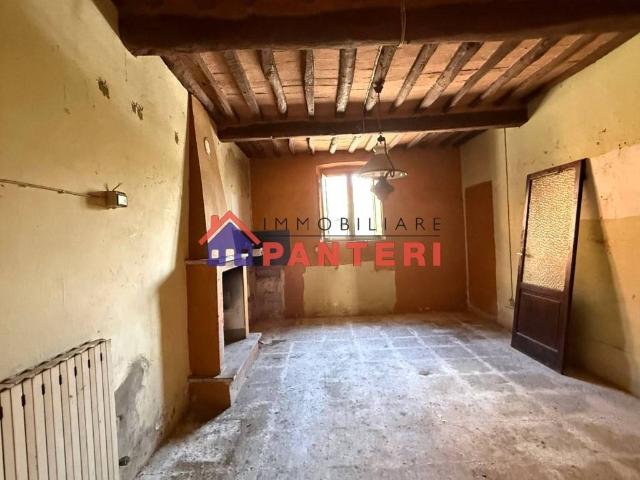 Casa indipendente in vendita a Montecarlo LU