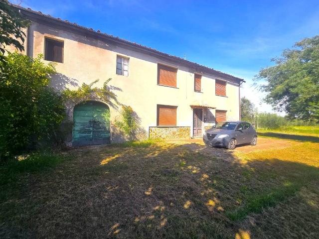 Casa indipendente in vendita a Montecarlo LU