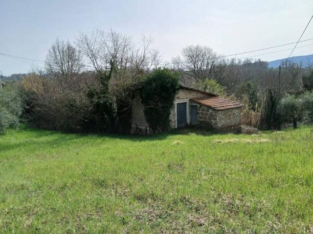 Casa indipendente in vendita a Montecastrilli TR