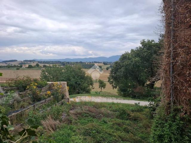 Casa indipendente in vendita a Montecastrilli TR