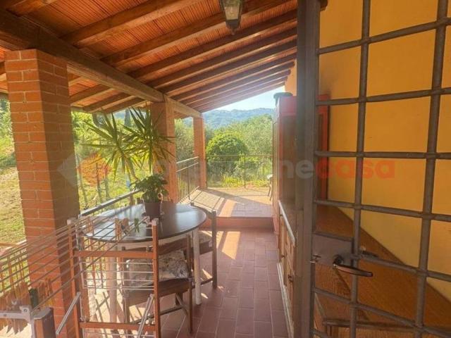 Casa indipendente in vendita a Montecatini Terme PT