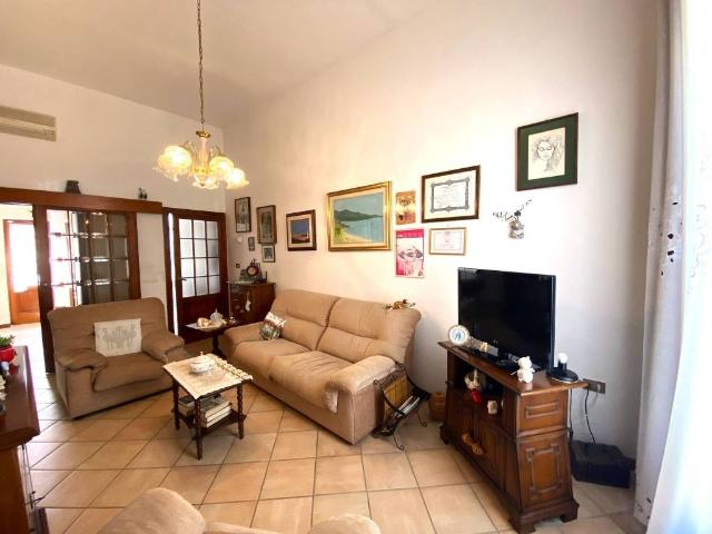 Casa indipendente in vendita a Montecatini Terme PT