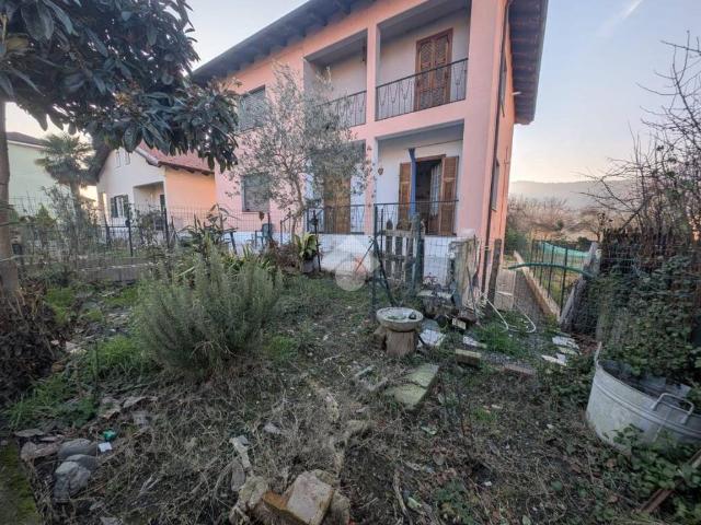 Casa indipendente in vendita a Montechiaro d'Acqui AL