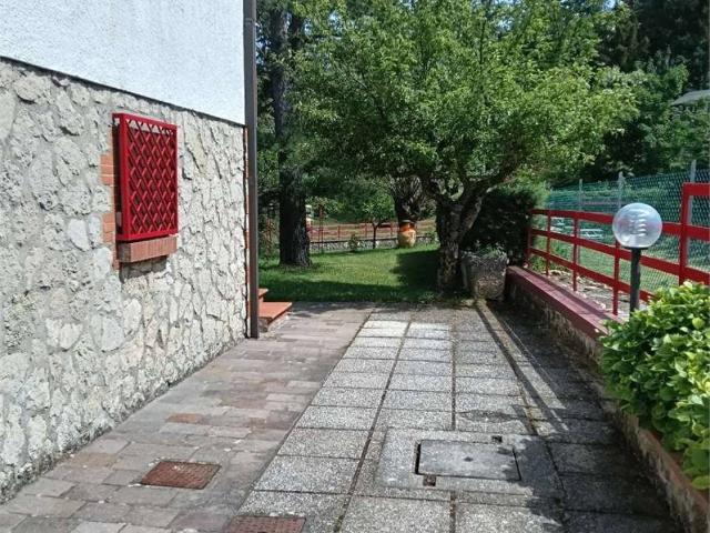 Casa indipendente in vendita a Montecopiolo RN