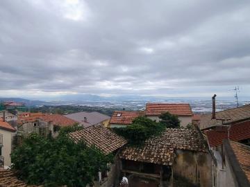 Casa indipendente in vendita a Montecorvino Pugliano SA
