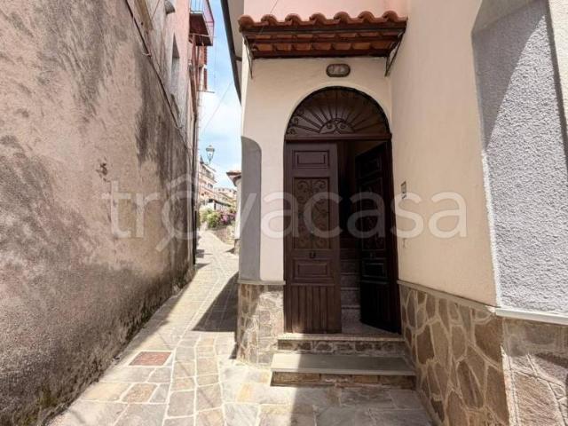 Casa indipendente in vendita a Montecorice via Duca d'Aosta