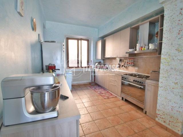 Casa indipendente in vendita a Montecosaro MC