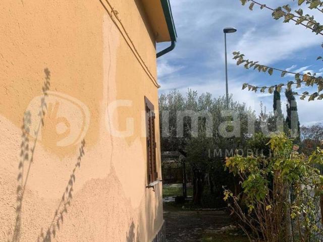 Casa indipendente in vendita a Montefalco PG