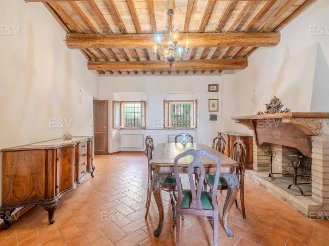 Casa indipendente in vendita a Montefalco PG
