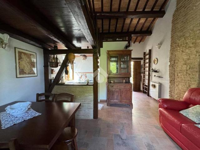 Casa indipendente in vendita a Montefalco PG