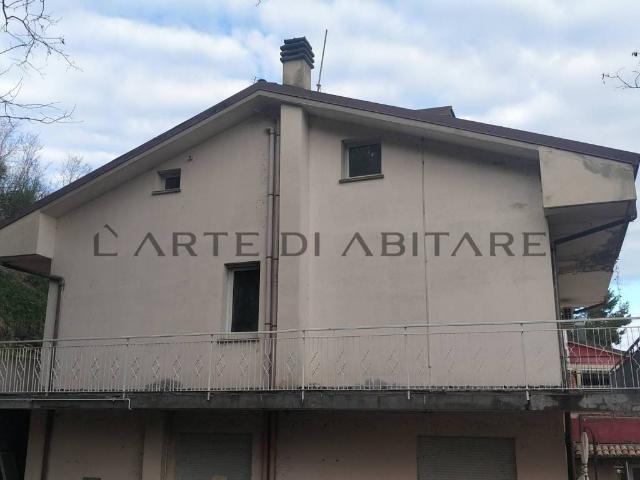 Casa indipendente in vendita a Montefiore Conca RN