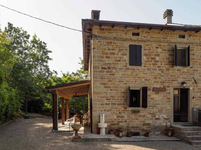 Casa indipendente in vendita a Montefiorino MO