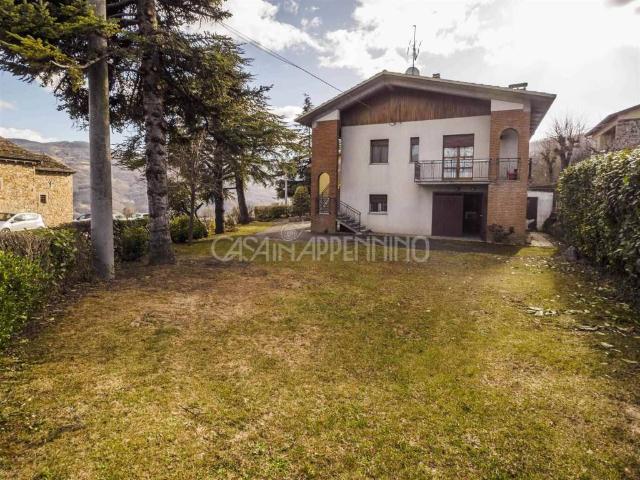 Casa indipendente in vendita a Montefiorino MO