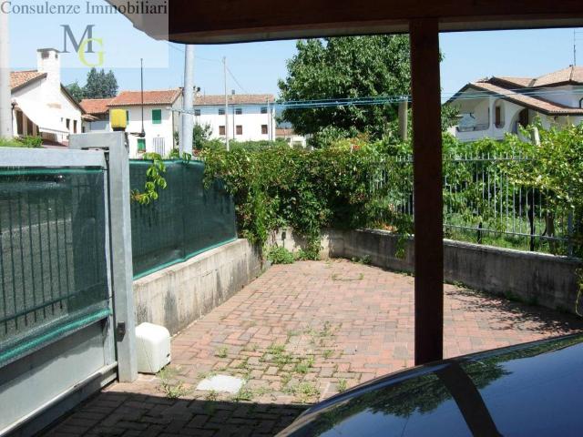 Casa indipendente in vendita a Monteforte d'Alpone VR
