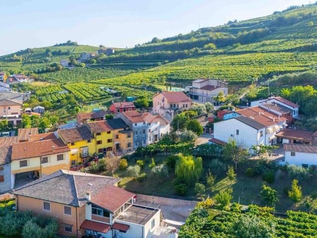 Casa indipendente in vendita a Monteforte d'Alpone VR