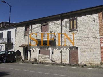 Casa indipendente in vendita a Montefusco AV