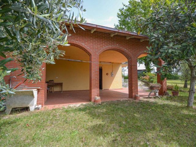Casa indipendente in vendita a Montegabbione TR