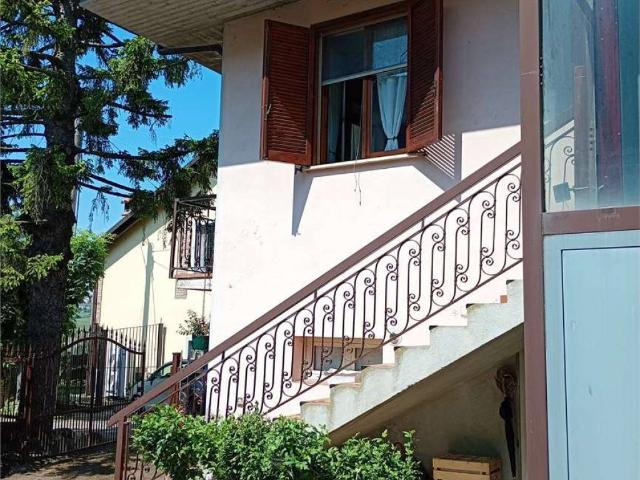 Casa indipendente in vendita a Montegioco AL