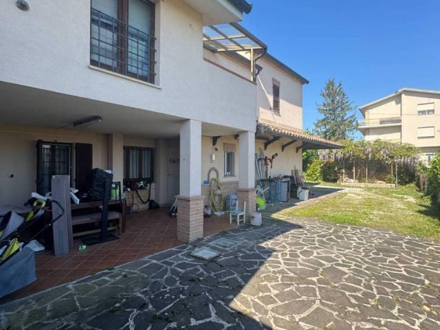Casa indipendente in vendita a Montegiorgio FM