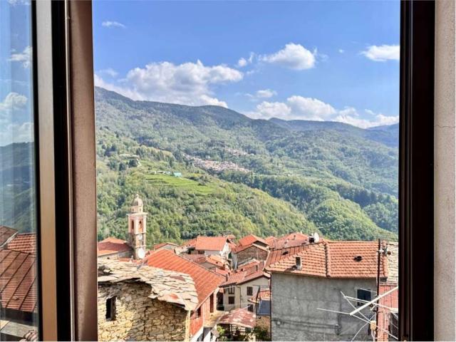 Casa indipendente in vendita a Montegrosso Pian Latte IM