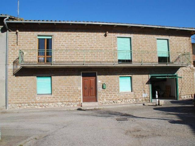 Casa indipendente in vendita a Monteleone d'Orvieto TR