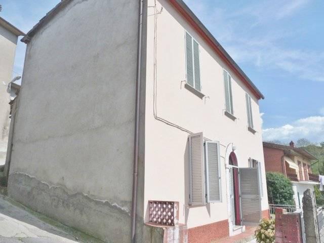 Casa indipendente in vendita a Monteleone d'Orvieto TR