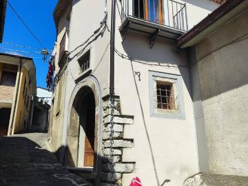 Casa indipendente in vendita a Montella AV
