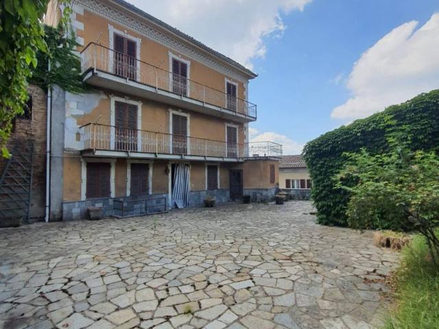Casa indipendente in vendita a Montemagno AT