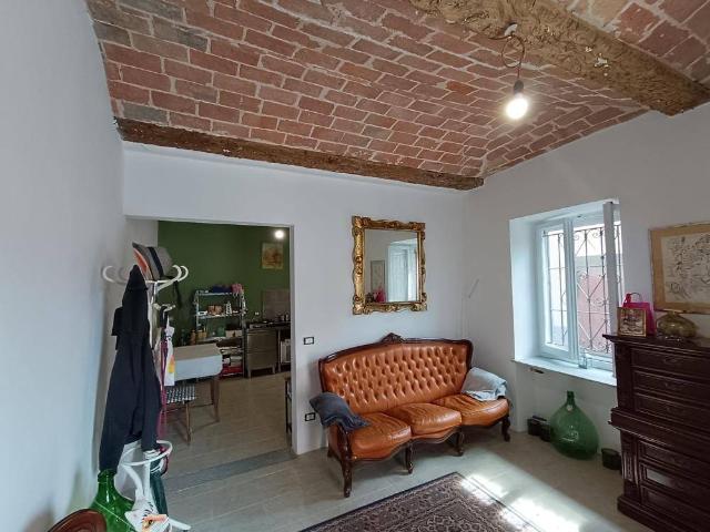 Casa indipendente in vendita a Montemagno AT