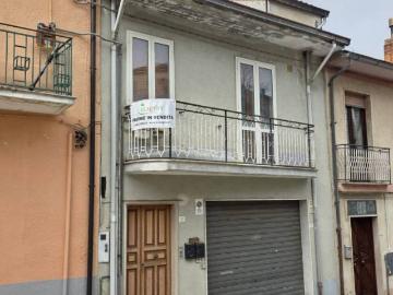 Casa indipendente in vendita a Montemarano AV