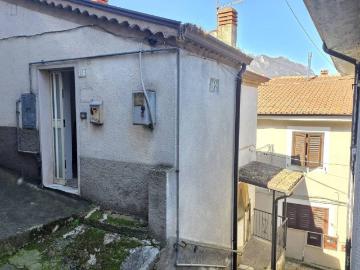 Casa indipendente in vendita a Montemarano AV