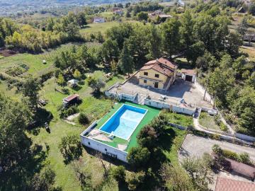 Casa indipendente in vendita a Montemarano, Ponteromito