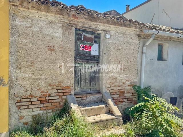 Casa indipendente in vendita a Montemarciano AN
